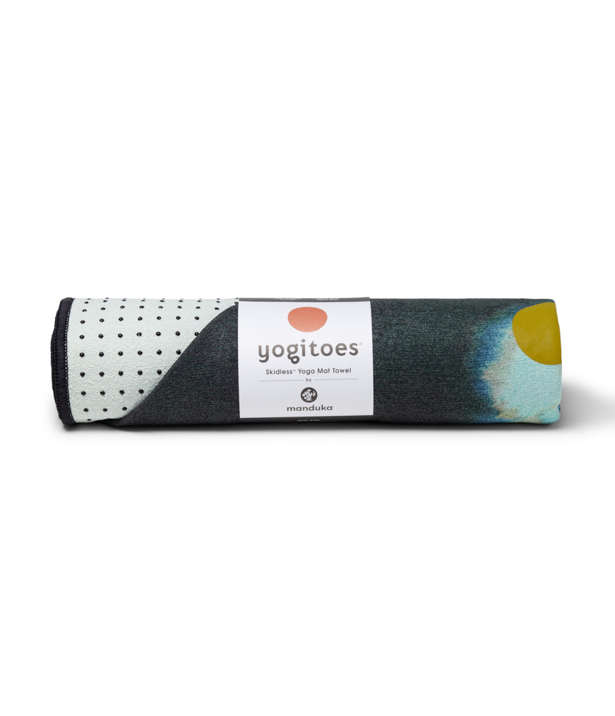 Manduka mat towel yogitoes Aura