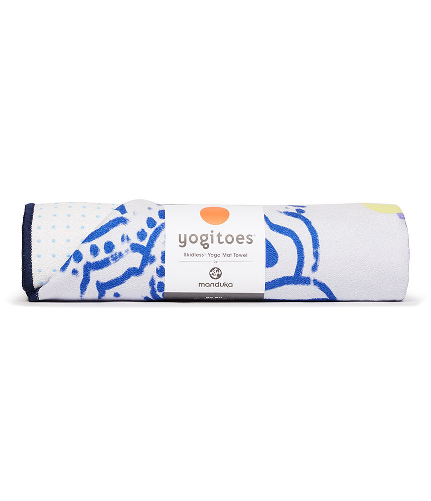 Manduka mat towel yogitoes Chakra Blue